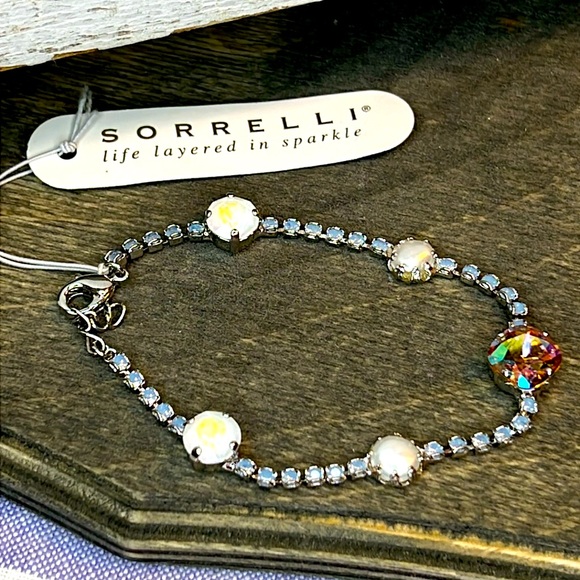 Sale ☀️ this weekend only -NWT Sorrelli Tennis bracelet - Picture 1 of 3